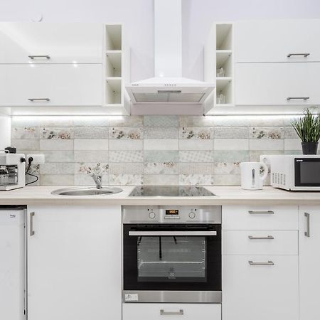 Cozy 2 Bedroom 2 Bathroom Apartment In The City Centre 布达佩斯 外观 照片